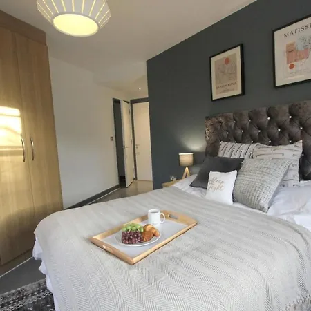 Lägenhet Open & Spacious 2bd In Central